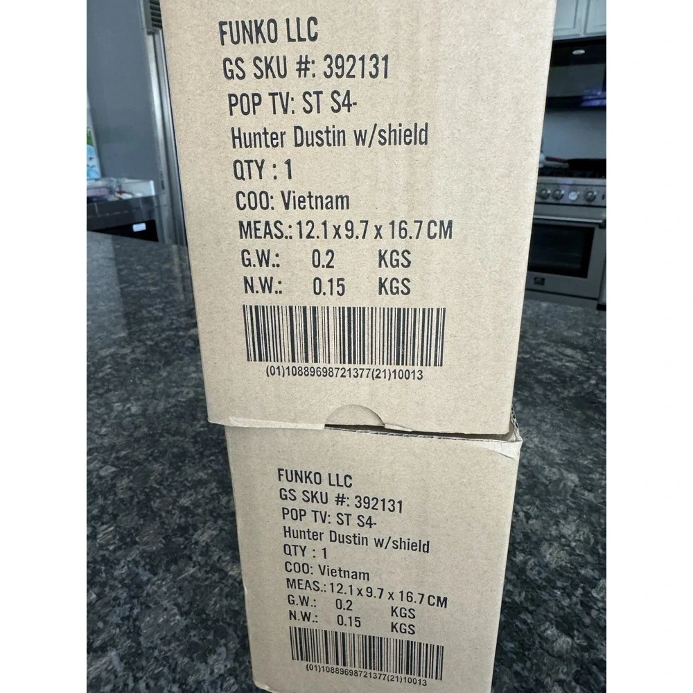 Funko POP! Television: Stranger Things - Dustin with Shield #1463